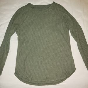 American Eagle long-sleeved